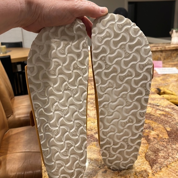 Worn -Birkenstock AZ Soft Footbed Apricot Leather 42 W 11-11.5/M US 9-9.5. - Picture 8 of 9